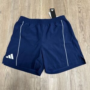 Adidas Men’s Utility Run 5” Lined Shorts Small New With Tags